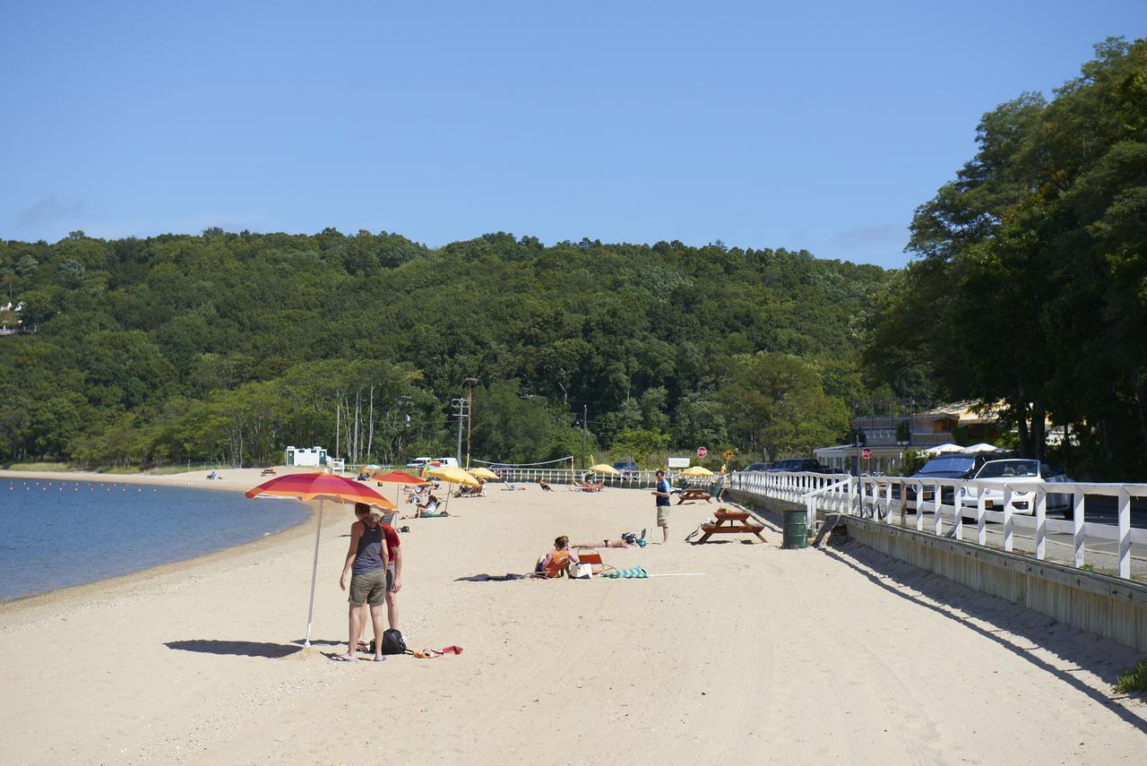 Seven Resort Style Inn Near Beach Shelter Island Heights Exterior foto